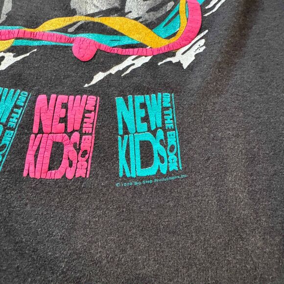 Vintage 80s 1989 New Kids On The Block NKOTB Tour Pop Rock Band Black T-Shirt M - Picture 3 of 9